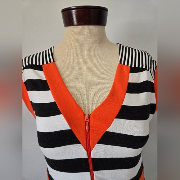 JOSEPH RIBKOFF V Neck Striped Black and Orange Dress. Size 6 - Picture 3 of 11
